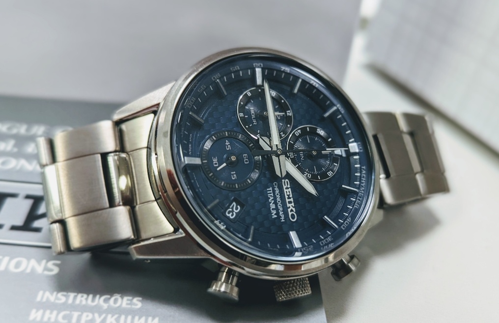 Seiko SSB387P1 Titanium Chronograph uhren