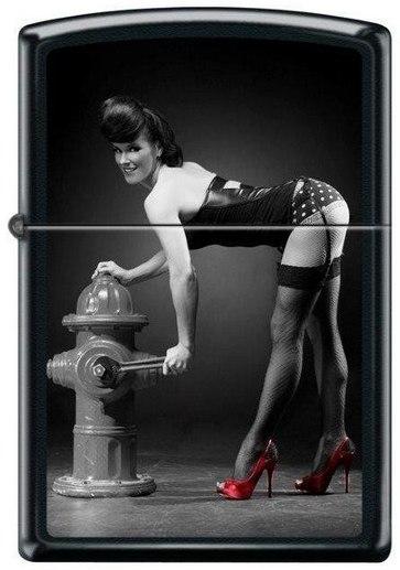 Zippo Red Shoe Girl 1706 Feuerzeug